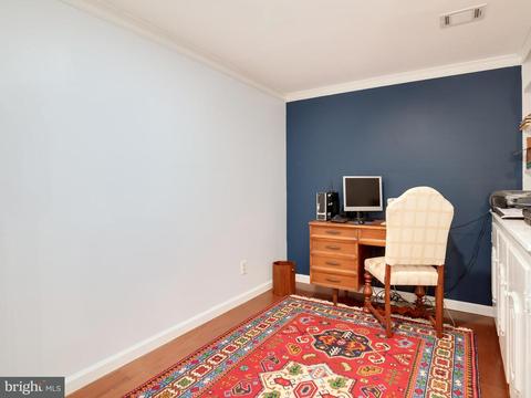 7902 Gosport Ln, Springfield, VA 22151 photo 4