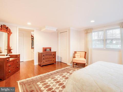 7902 Gosport Ln, Springfield, VA 22151 photo 18