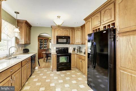 85 Bond St, Westminster, MD 21157 photo 10