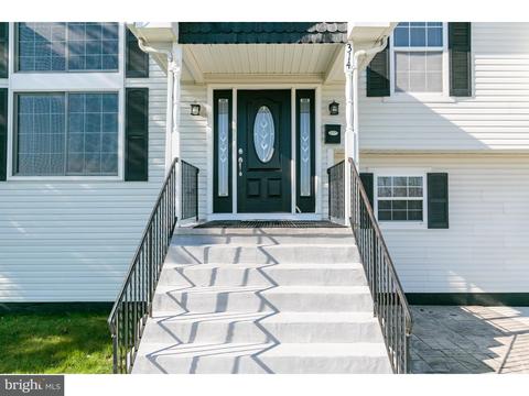 314 Harrison St, Riverside, NJ 08075 photo 2