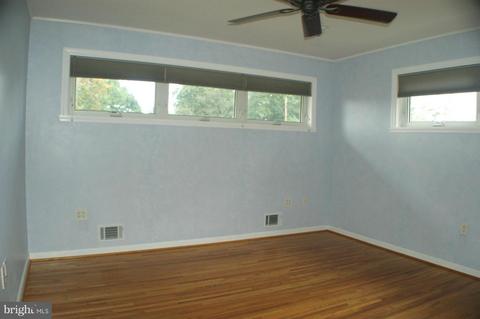 537 Mark Dr, Westminster, MD 21157 photo 6