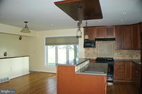 537 Mark Dr, Westminster, MD 21157 photo 8