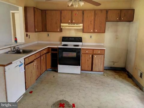 461 N Hyde Pl, Bear, DE 19701 photo 10