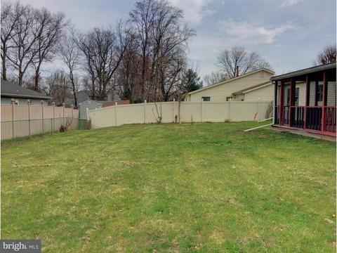 461 N Hyde Pl, Bear, DE 19701 photo 5
