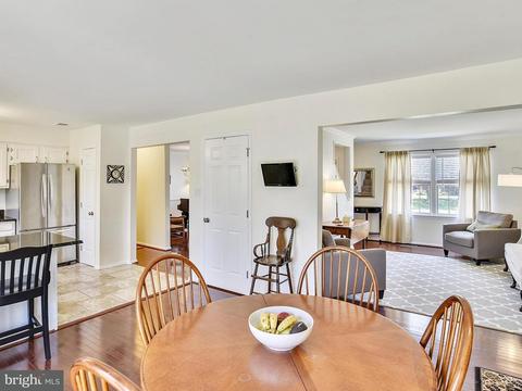 7812 Odell St, Springfield, VA 22153 photo 10