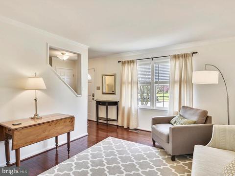 7812 Odell St, Springfield, VA 22153 photo 4