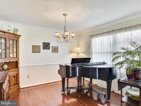 7812 Odell St, Springfield, VA 22153 photo 7