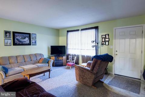 12 A Sullivan Rd, Westminster, MD 21157 photo 2
