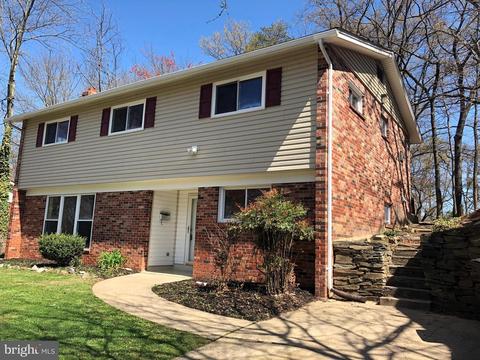 9112 Tuckerman St, Lanham, MD 20706 photo 1
