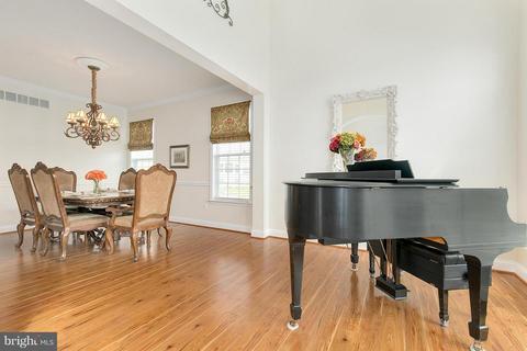 112 Skyline Ct, Westminster, MD 21157 photo 4
