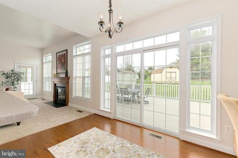 112 Skyline Ct, Westminster, MD 21157 photo 12