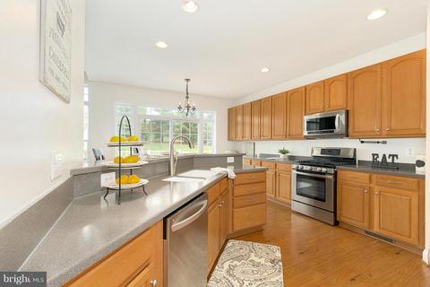 112 Skyline Ct, Westminster, MD 21157 photo 10