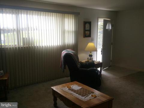 4534 Maple Grove Rd, Hampstead, MD 21074 photo 4