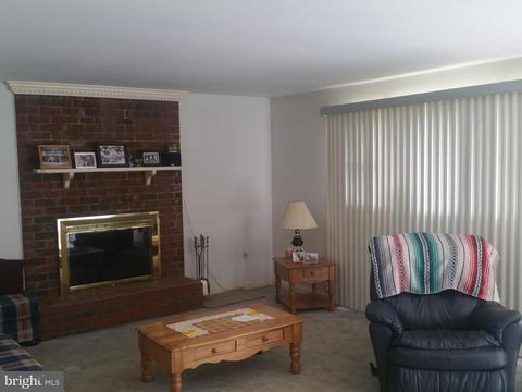 4534 Maple Grove Rd, Hampstead, MD 21074 photo 3