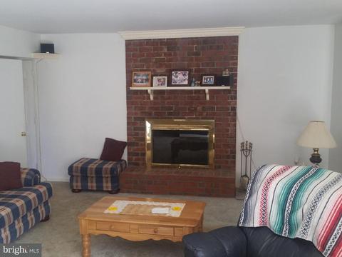 4534 Maple Grove Rd, Hampstead, MD 21074 photo 2