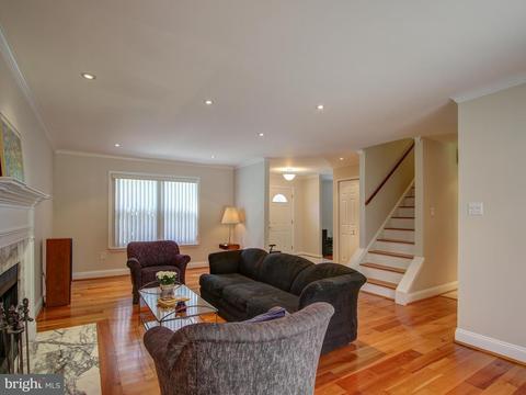 1401 Woodman Ave, Silver Spring, MD 20902 photo 3