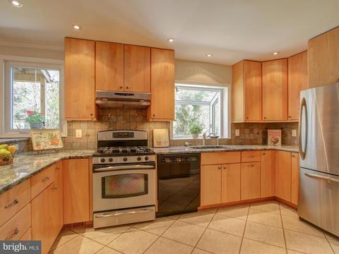 1401 Woodman Ave, Silver Spring, MD 20902 photo 9