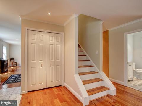 1401 Woodman Ave, Silver Spring, MD 20902 photo 2