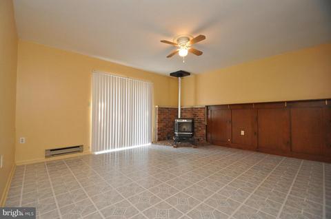 210 Janice Way, Westminster, MD 21158 photo 4