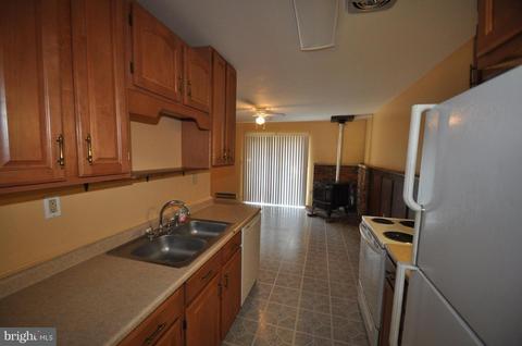210 Janice Way, Westminster, MD 21158 photo 5