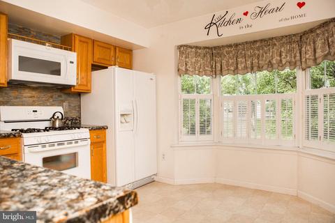 654 Retriever Dr, Hampstead, MD 21074 photo 6