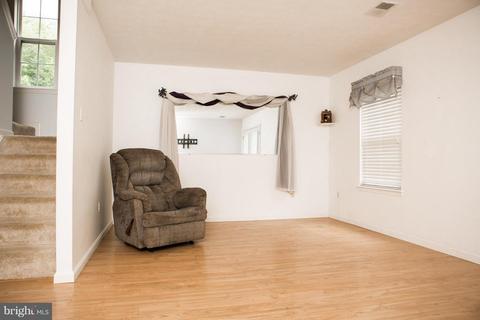 654 Retriever Dr, Hampstead, MD 21074 photo 8