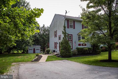 654 Retriever Dr, Hampstead, MD 21074 photo 3