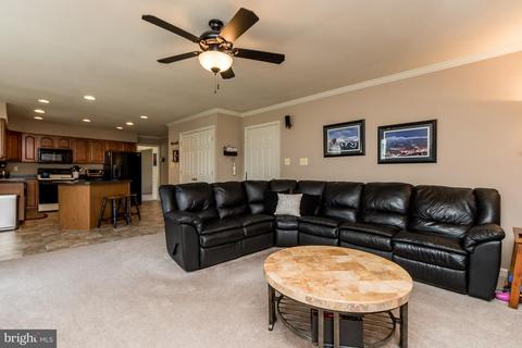 909 Glouster Cir, Hampstead, MD 21074 photo 15