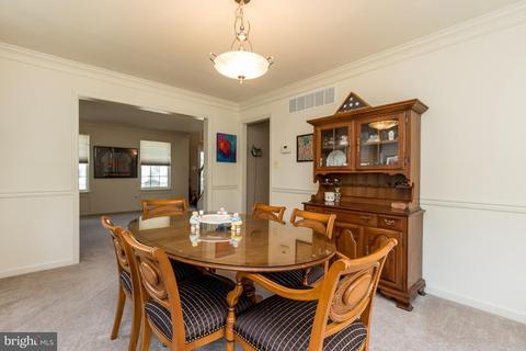 909 Glouster Cir, Hampstead, MD 21074 photo 5
