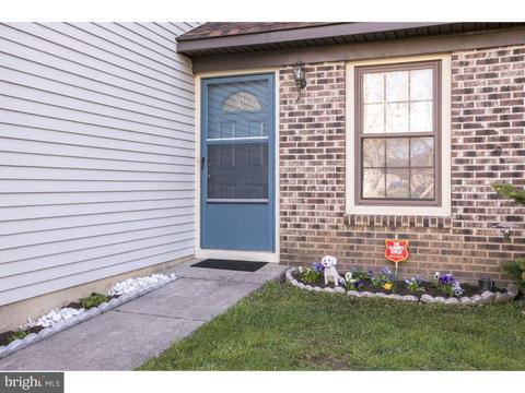 10 E Oleander Dr, Mount Laurel, NJ 08054 photo 3