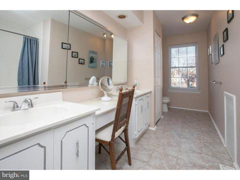 10 E Oleander Dr, Mount Laurel, NJ 08054 photo 19