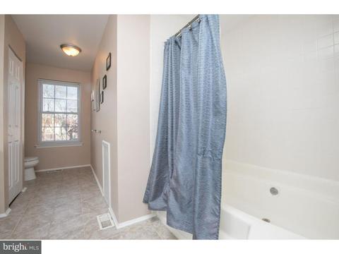 10 E Oleander Dr, Mount Laurel, NJ 08054 photo 18