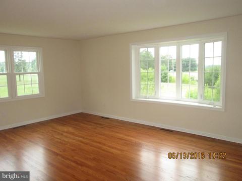 2 Ridgeway Dr, Ridgely, MD 21660 photo 6