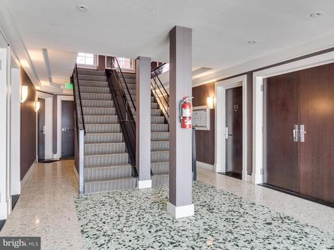 626 Independence Ave SE #302, Washington, DC 20003 photo 4