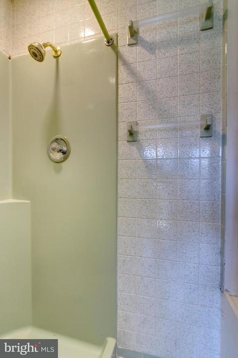 803 Elden St, Herndon, VA 20170 photo 18