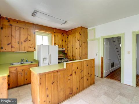 803 Elden St, Herndon, VA 20170 photo 13