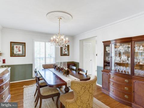 6515 Sunny Hill Ct, Mclean, VA 22101 photo 9