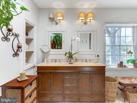 6515 Sunny Hill Ct, Mclean, VA 22101 photo 17