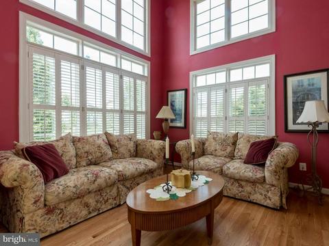8621 Saddleback Pl, Laurel, MD 20723 photo 3