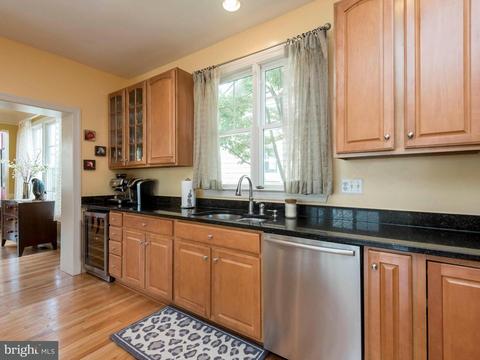8621 Saddleback Pl, Laurel, MD 20723 photo 7