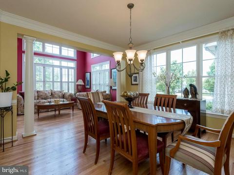 8621 Saddleback Pl, Laurel, MD 20723 photo 5