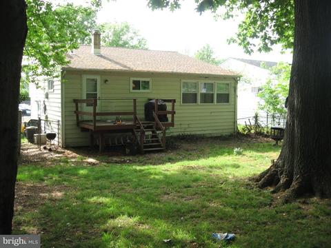 56 Jonathan Dr, Hamilton, NJ 08619 photo 2