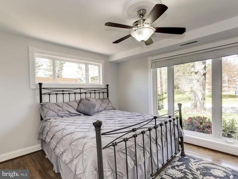 6917 Southridge Dr, Mclean, VA 22101 photo 9