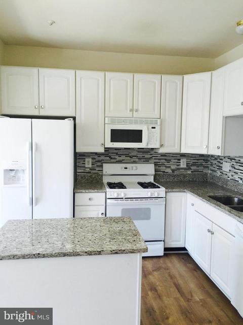 1708 Derrs Sq W, Frederick, MD 21701 photo 3