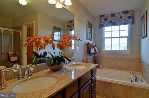 408 Corniche Ct, Westminster, MD 21158 photo 6