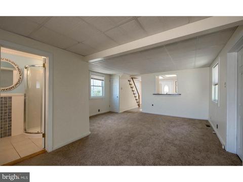 17 Clay St, Delran, NJ 08075 photo 12