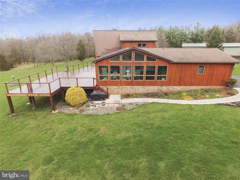2510 Robert Arthur Rd, Westminster, MD 21158 photo 3