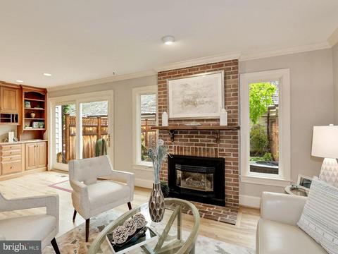7215 Evans Mill Rd, Mclean, VA 22101 photo 9