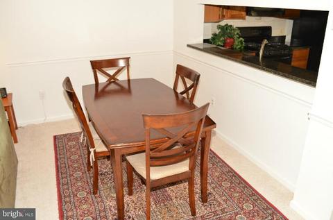 9340 Breamore Ct, Laurel, MD 20723 photo 6