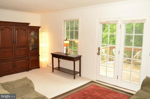 9340 Breamore Ct, Laurel, MD 20723 photo 9